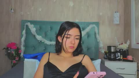 Marcela online show from 12/18/25, 10:16