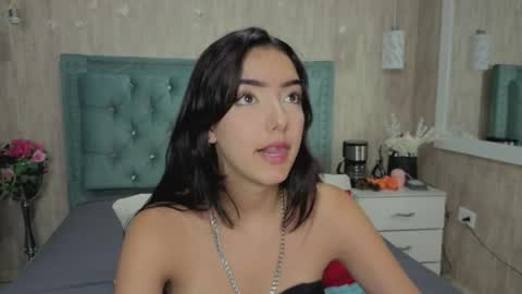 Marcela online show from 04/17/26, 08:34