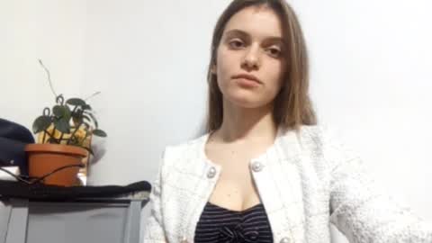 marcelabodi online show from 12/16/25, 03:06