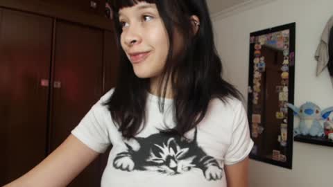 Snapshot of marceline_0 chatting on 01/03/25, 03:01 Marceline online show from 01/03/25, 03:01