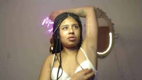 Snapshot of marceline_abadeer00 chatting on 12/16/24, 02:36 Michell Dayan online show from 12/16/24, 02:36