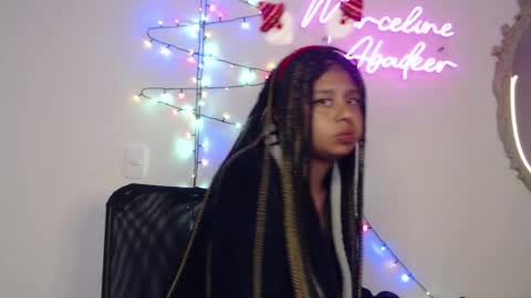 Snapshot of marceline_abadeer00 chatting on 12/25/24, 11:53 Michell Dayan online show from 12/25/24, 11:53