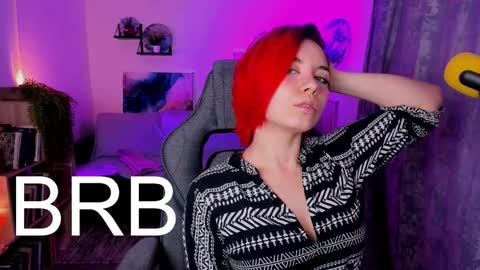 MarcelineChi online show from 11/26/25, 11:00