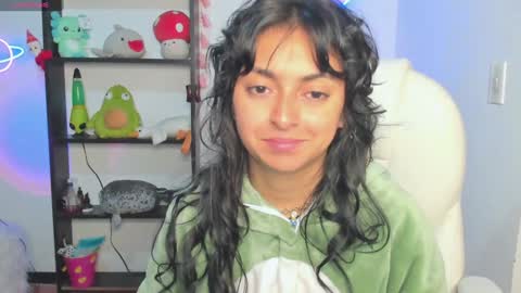 Snapshot of marcelinegh chatting on 02/02/25, 11:08 Marceline online show from 02/02/25, 11:08