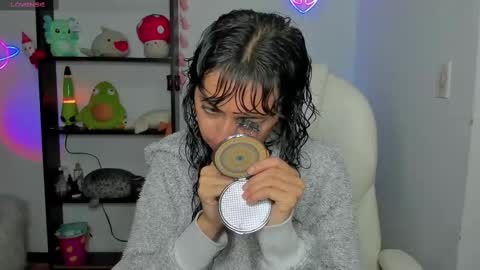 Snapshot of marcelinegh chatting on 03/12/25, 10:37 Marceline online show from 03/12/25, 10:37