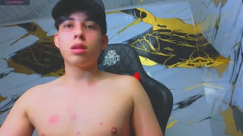 Snapshot of marcelo_boy chatting on 10/27/25, 01:59 marcelo_boy online show from 10/27/25, 01:59