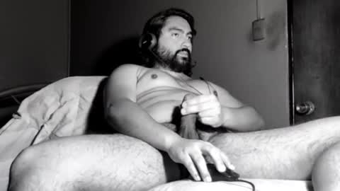 Snapshot of marcelon95 chatting on 06/15/26, 01:46 marcelon95 online show from 06/15/26, 01:46