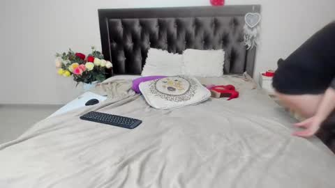 Snapshot of marciacolins chatting on 03/12/25, 10:39 Marcia online show from 03/12/25, 10:39