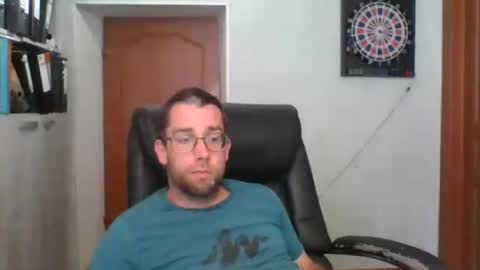 Snapshot of marcjemp chatting on 06/17/26, 12:18 marcjemp online show from 06/17/26, 12:18