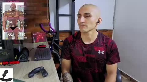 Marck  Independent model  online show from 04/21/26, 02:51