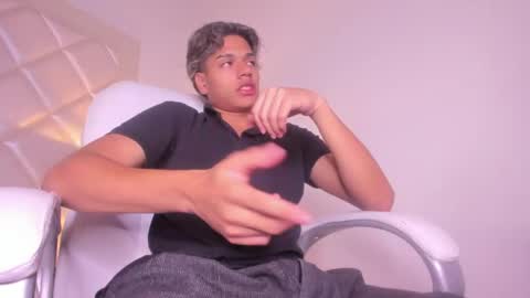 marco_deluxe online show from 04/23/26, 11:42