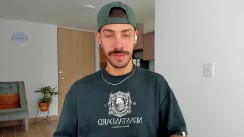 Marco IG marco tahani online show from 12/25/24, 02:13