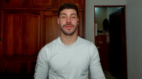 Snapshot of marco_tahani_ chatting on 06/12/26, 05:01 Marco IG marco tahani online show from 06/12/26, 05:01