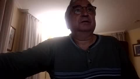 Snapshot of marcos260526 chatting on 05/01/26, 01:32 marcos260526 online show from 05/01/26, 01:32
