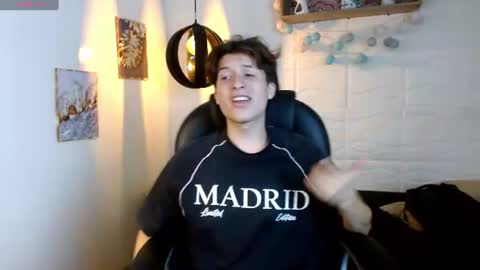 Snapshot of marcoviolet chatting on 06/15/26, 08:22 marcoviolet online show from 06/15/26, 08:22