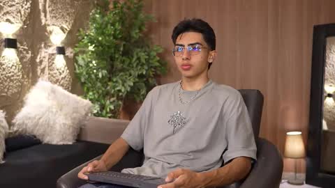 Marco and Ethan online show from 09/11/25, 03:50