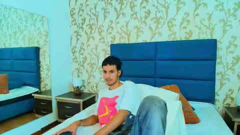 marcus_jeron online show from 10/04/25, 06:44