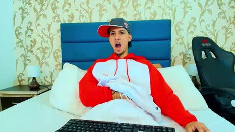 marcus_jeron online show from 11/25/25, 10:10