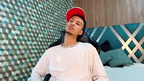 marcus_jeron online show from 11/29/25, 06:55