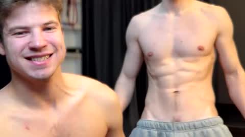 Snapshot of marcus_paradise chatting on 10/27/25, 05:11 marcus_paradise online show from 10/27/25, 05:11