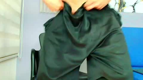 marcus_smithh online show from 10/16/25, 09:05