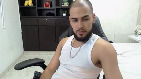 marcus_soler online show from 10/04/25, 05:44