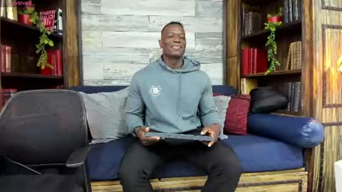 Snapshot of marcusblack_ chatting on 06/17/26, 11:45 Marcusssss online show from 06/17/26, 11:45
