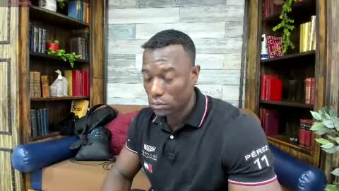Snapshot of marcusblack_ chatting on 07/03/26, 12:33 Marcusssss online show from 07/03/26, 12:33