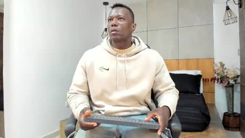 Snapshot of marcusblack_ chatting on 07/24/26, 11:52 Marcusssss online show from 07/24/26, 11:52