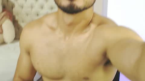 Snapshot of marcusblade__ chatting on 09/28/25, 07:41 MARCUS online show from 09/28/25, 07:41