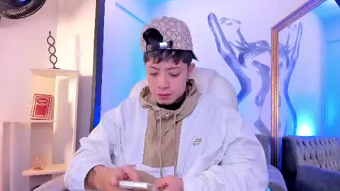 Snapshot of marcuscollins1_ chatting on 07/01/26, 01:24 Marcus online show from 07/01/26, 01:24