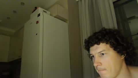 Dorian Salazar online show from 04/22/26, 06:42