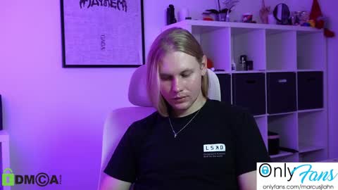 Snapshot of marcusjlahn chatting on 10/15/25, 11:05 marcusjlahn online show from 10/15/25, 11:05