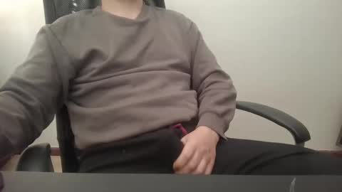 Snapshot of marekishere chatting on 03/09/25, 01:48 marek online show from 03/09/25, 01:48