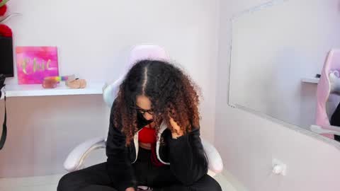 marfilastrom online show from 12/30/24, 06:53