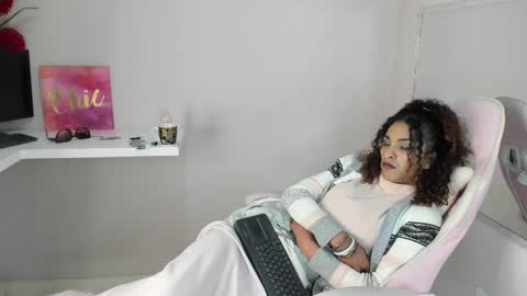 marfilastrom online show from 01/09/25, 10:41