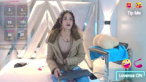 marfilastrom online show from 09/18/25, 11:29