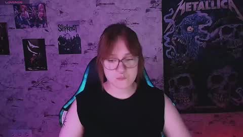 Snapshot of margaret_red chatting on 06/05/26, 07:19 Margaret online show from 06/05/26, 07:19