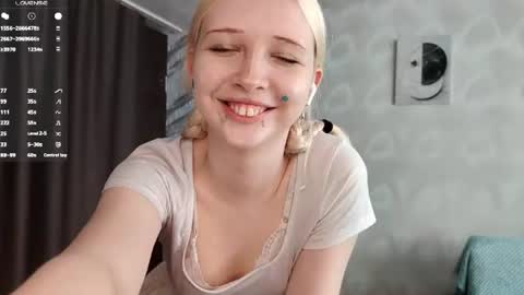 Snapshot of margaretasey chatting on 06/24/26, 01:37 Margaret online show from 06/24/26, 01:37