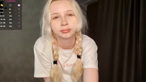 Snapshot of margaretasey chatting on 07/15/26, 12:27 Margaret online show from 07/15/26, 12:27