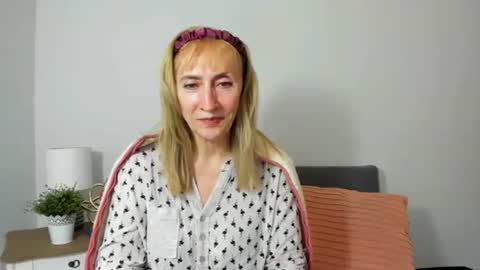 Snapshot of margaretmature chatting on 02/07/25, 01:22 margaretmature online show from 02/07/25, 01:22