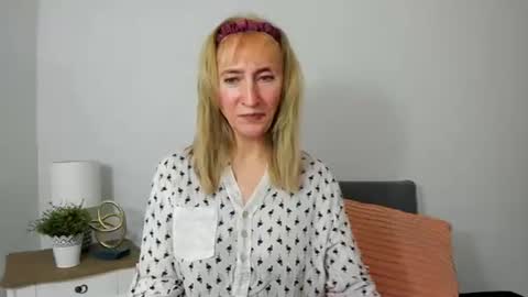 Snapshot of margaretmature chatting on 02/07/25, 04:24 margaretmature online show from 02/07/25, 04:24