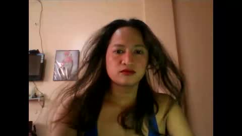 Snapshot of margauix chatting on 02/25/25, 02:14 margauix online show from 02/25/25, 02:14