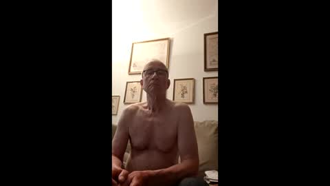 marginalie online show from 04/26/26, 04:32