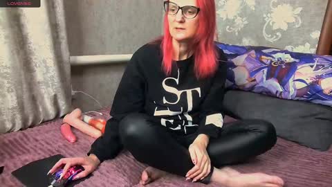 Snapshot of margo_and_alexxxlev chatting on 01/17/25, 11:06 Margo and Alex online show from 01/17/25, 11:06