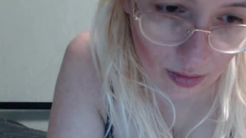 margo_shine online show from 12/17/25, 03:07