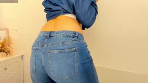 Margo online show from 12/02/25, 05:24