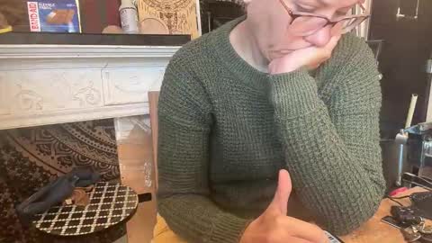 Elle online show from 11/03/25, 03:13