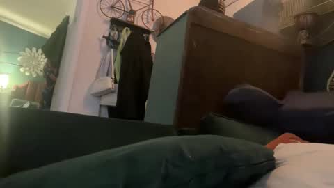 Elle online show from 02/25/26, 03:38