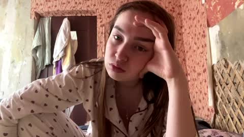 Chloe online show from 04/12/26, 10:31